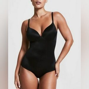 Assets by SPANX Shapewear XL